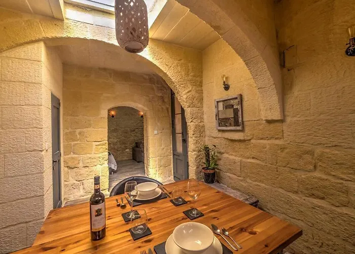 Roam Gozo - The Bunker - Stunning 1 Bed - Rare Find!
